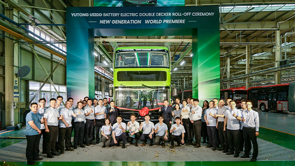 Yutongs nye generation af U12DD batteridrevet dobbelt-decker imponerer publikum!